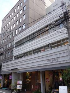 東海ビル外観
