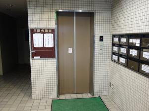建団連会館エレベーター