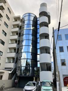 江坂クリスタルビル外観