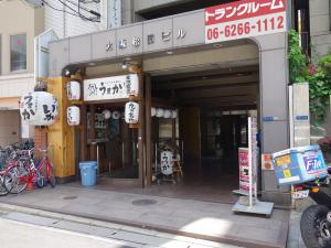 大阪松田ビルエントランス