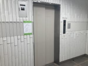 リバティービル守口　1階エレベーター