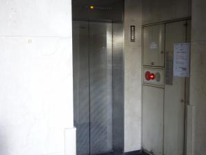 天満橋センタービルエレベーター