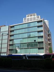 四ツ橋クリスタルビル（仮岡谷鋼機大阪店）外観