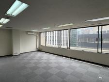 高麗橋ビル室内