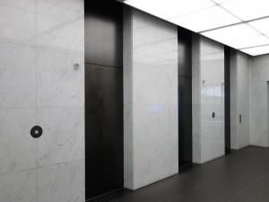 ニッセイ新大阪南口ビルエレベーター