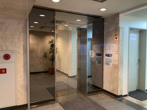 ＭＯＶＥ２１ビル　1階エレベーター