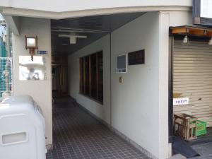 矢野ビルエントランス