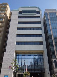 阪急産業南森町ビル外観