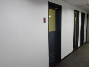 サムティ上本町ビル共用トイレ（男女別）