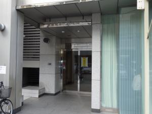 淡路町イーストビルエントランス