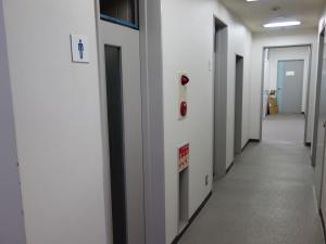砂糖会館ビル共用トイレ