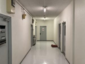 合椎ビル　基準階廊下