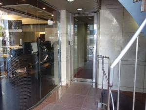 チェススポーツビルエントランス