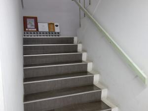 高木ビル階段