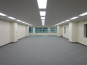 本町オルゴビル室内