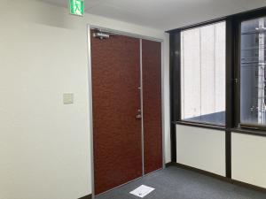 三洋谷町ビル　貸室扉