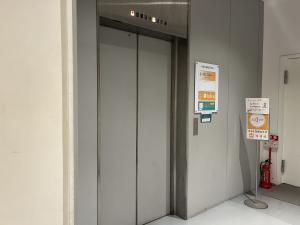 京都四条ビル　1階エレベーター