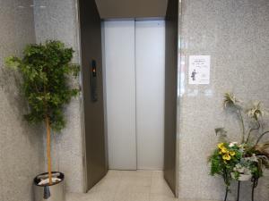 堺筋木下ビルエレベーター