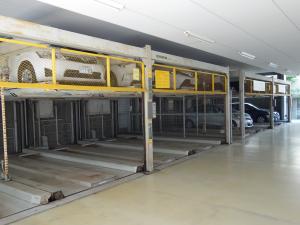 カミビル立体駐車場