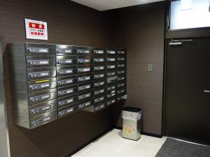 堺筋本町プラザビル郵便ポスト