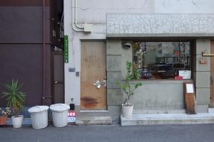 村上ビルエントランス