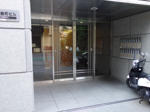 ＴＣＳ－ＨＤ南森町ビルエントランス