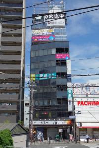 サンプラザ茨木駅前ビル外観