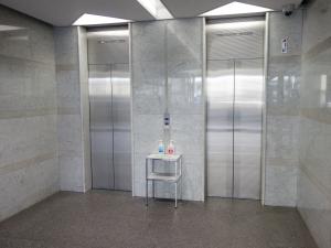 シログチ（城口）ビルエレベーター