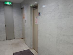 テツタニビル共用トイレ