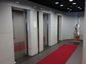南森町八千代ビルエレベーター
