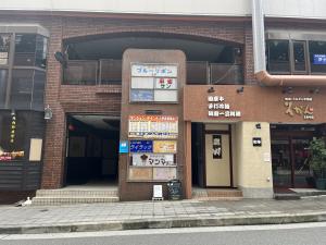 カネマサ上本町ビル　路面店