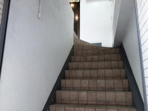 本町センタービル階段