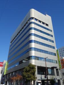 ダイトー江坂駅前ビル外観