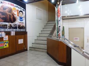 こだまレジャービル階段