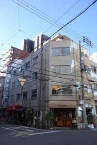 日宝ホワイトビル外観
