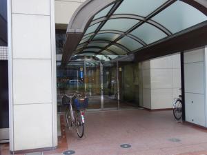 銀泉心斎橋ビルエントランス