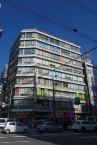 大和上六ビル外観