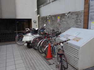 サンポリマー本町ビル駐輪スペース