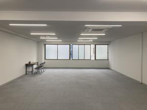 大阪タイガービル　貸室内8階