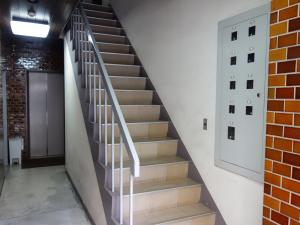 橋本ビル階段