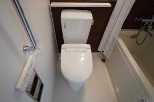 Ｒｅｗｉｔビル温水洗浄便座