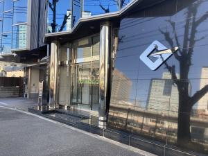 新大阪グランプリビル　路面