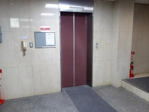三愛ビルエレベーター