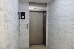 天神橋ビルエレベーター