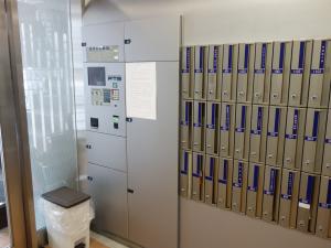 ＡＸＩＳサンファースト南森町宅配ボックス