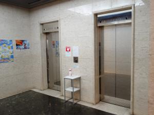 御堂筋エスジービルエレベーター