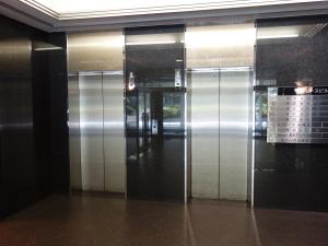 新町グレースビルエレベーター