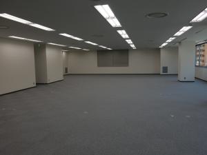星光十三ビル室内