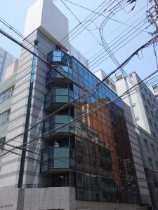 クリスタルタワー外観