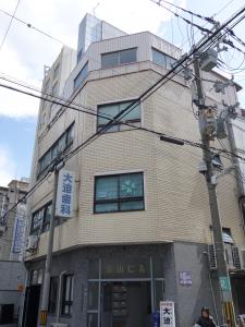 富山ビル外観